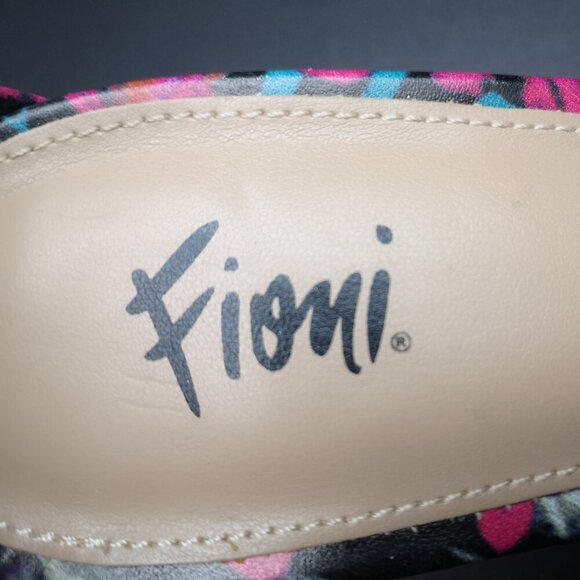 Fioni Ladies Size 8 Pink Blue Black & Grey Faux Leather Sandals - Picture 8 of 9